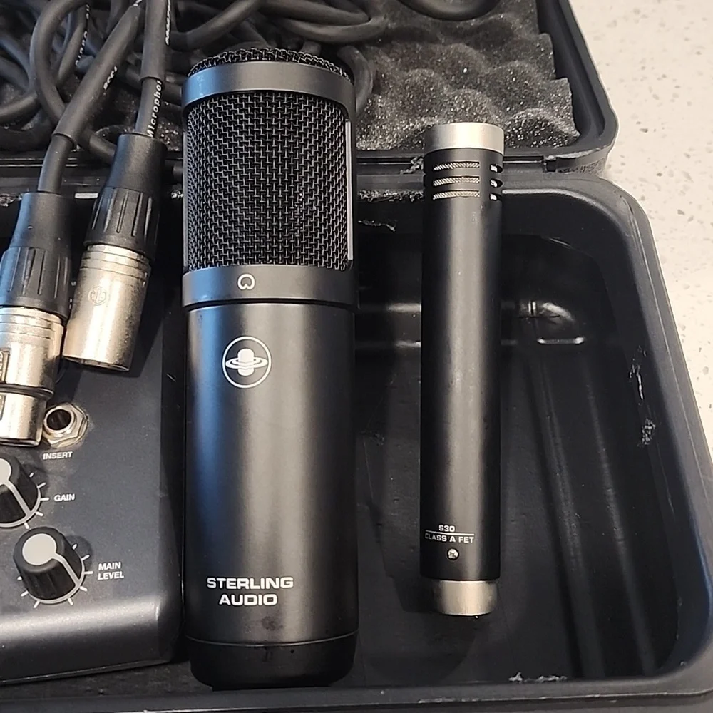 STERLING AUDIO S50 MICROPHONE SET WITH CASE - Picture 2 of 10